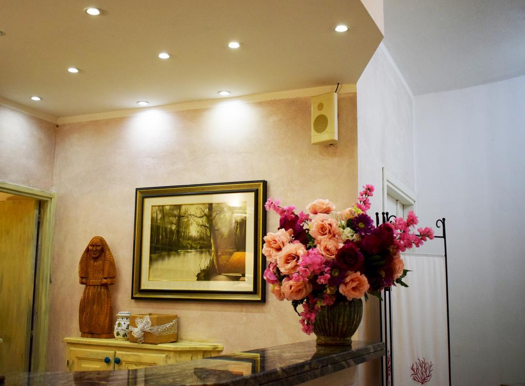 Hotel Montiruju Santa Maria Coghinas Экстерьер фото