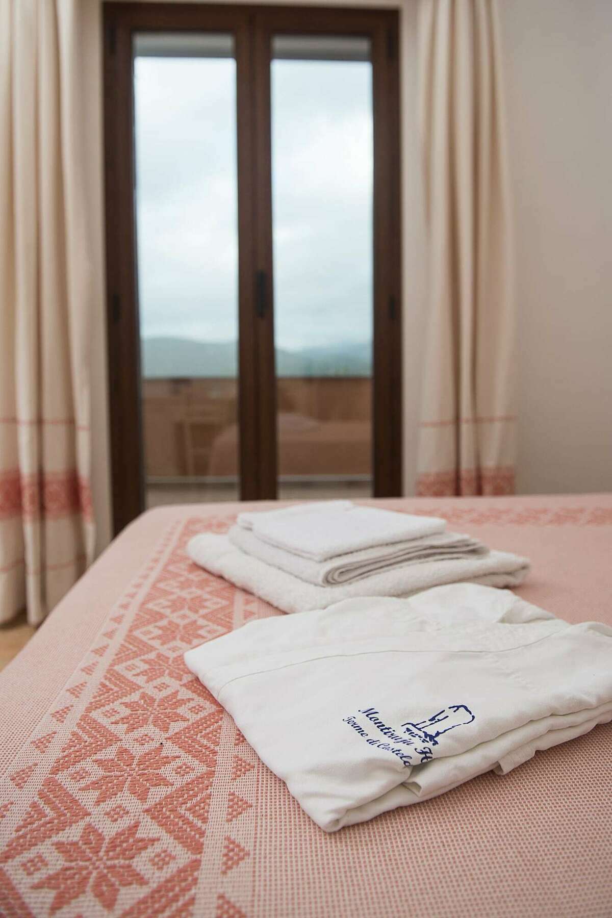 Hotel Montiruju Santa Maria Coghinas Экстерьер фото